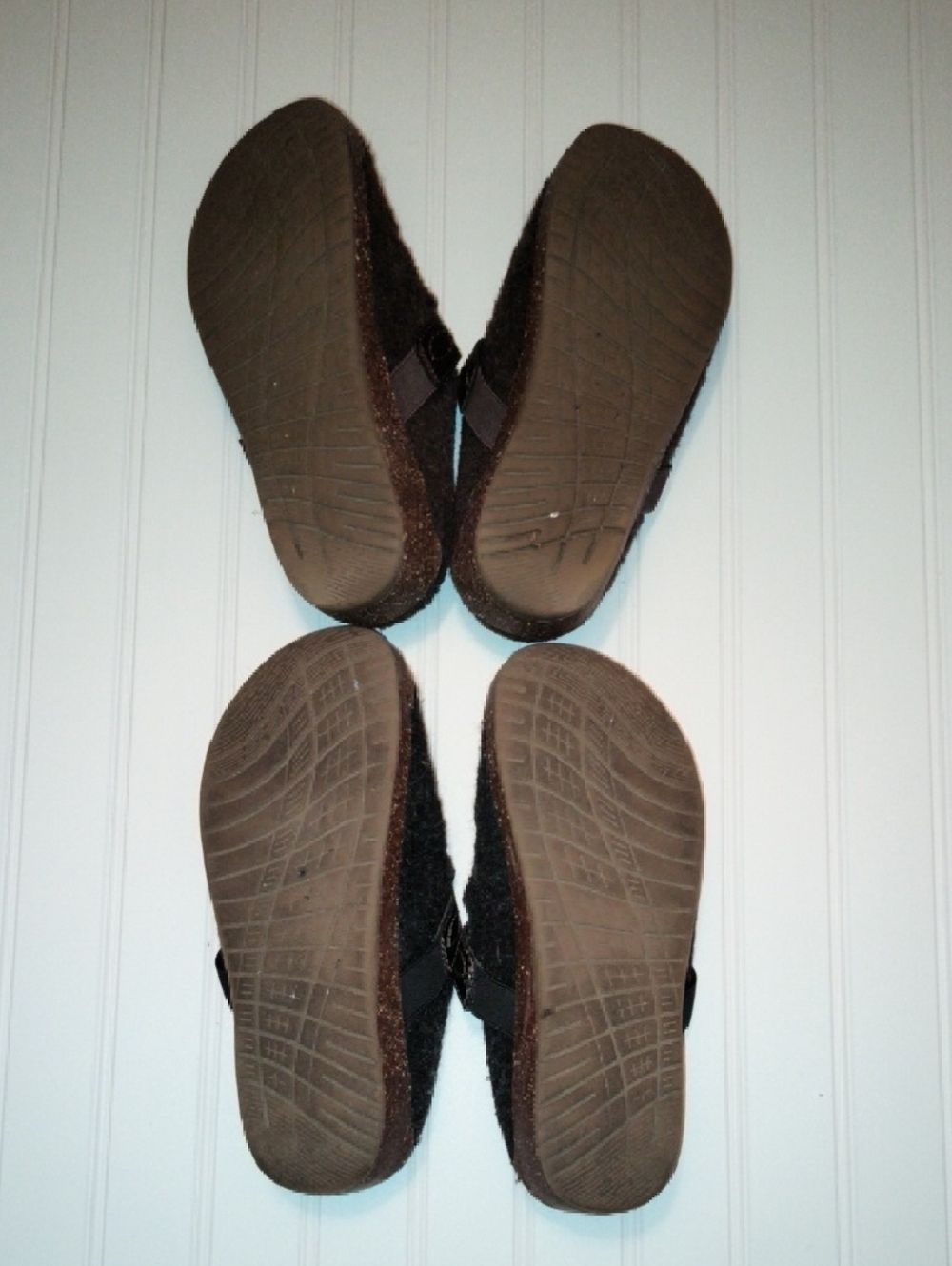 Earth Origins Felt Slip-Ons - Brown & Black / Size 8 1/2 - Picture 3 of 6